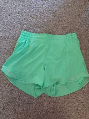 lululemon hotty hot size 8